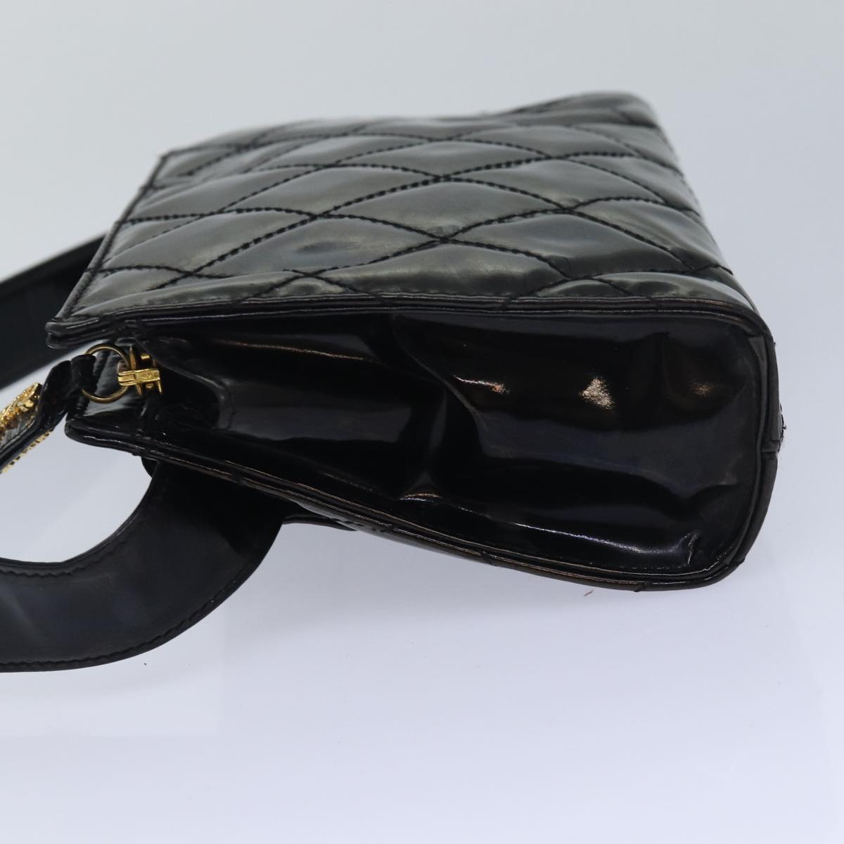 CHANEL Matelasse Waist bag Enamel Black CC Auth bs16259