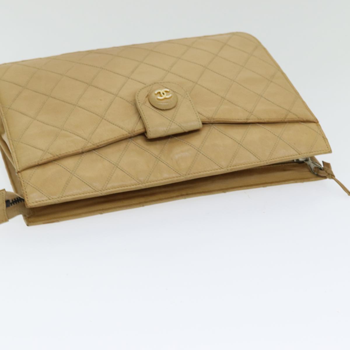 CHANEL Bicolore Clutch Bag Leather Beige CC Auth bs16340