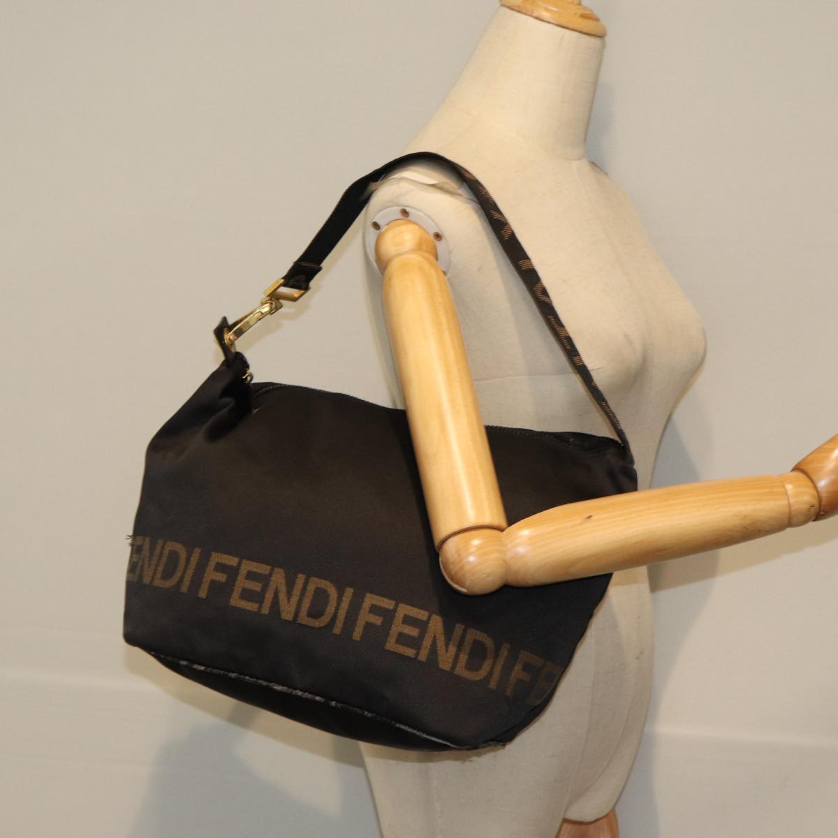 FENDI Shoulder Bag Nylon Black Auth bs16398