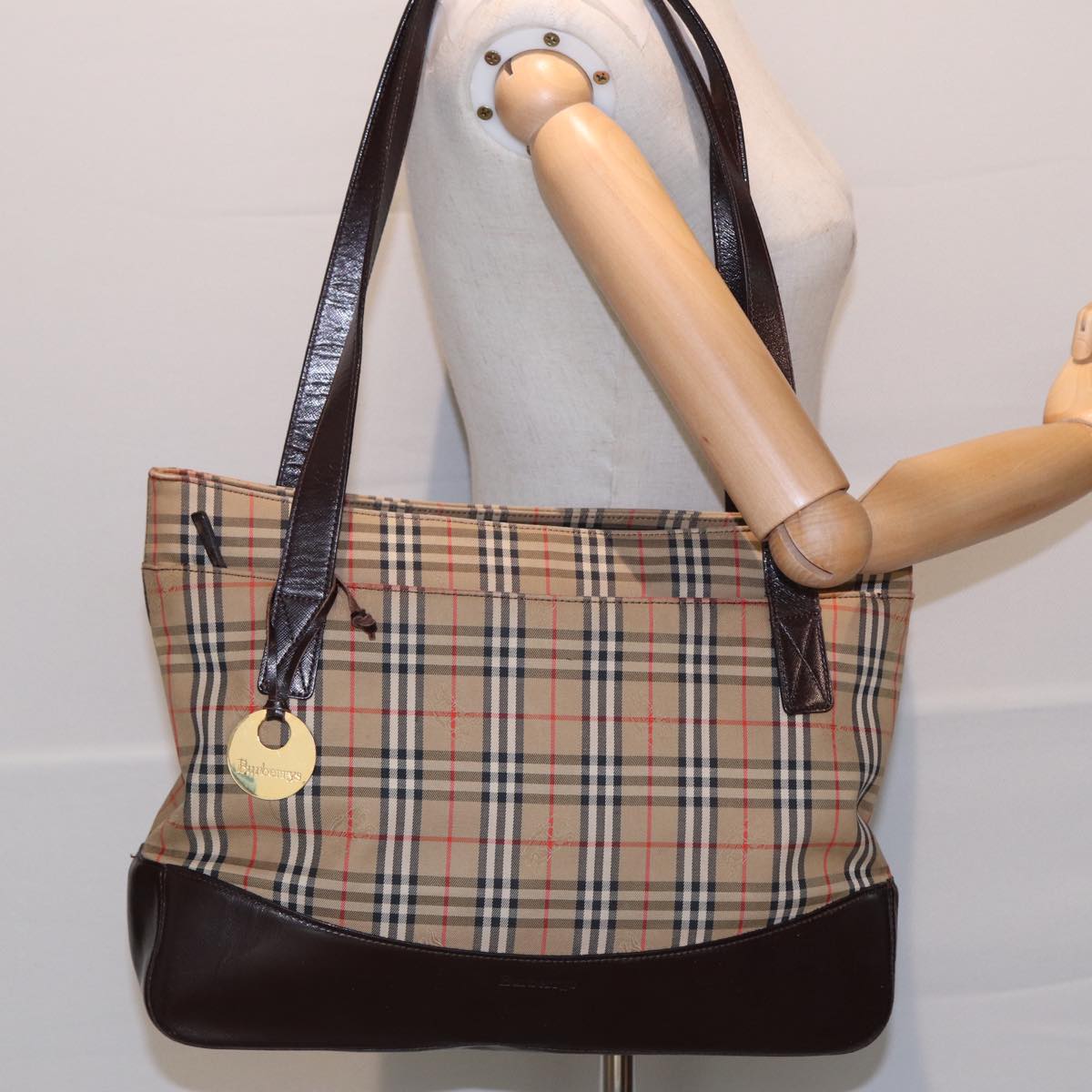 Burberrys Nova Check Shoulder Bag Canvas Beige Auth bs16418