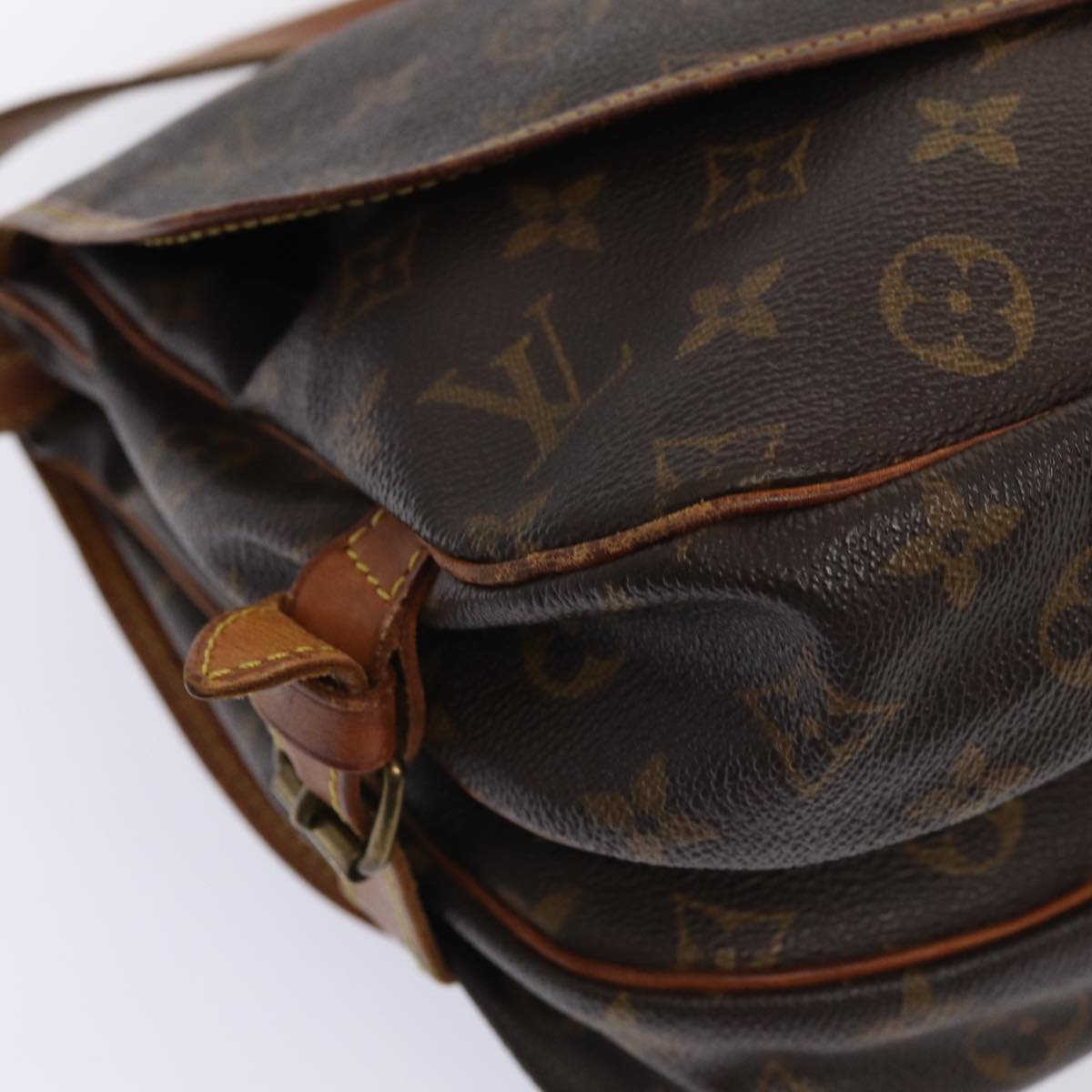 LOUIS VUITTON Monogram Saumur 30 Shoulder Bag M42256 LV Auth bs16516