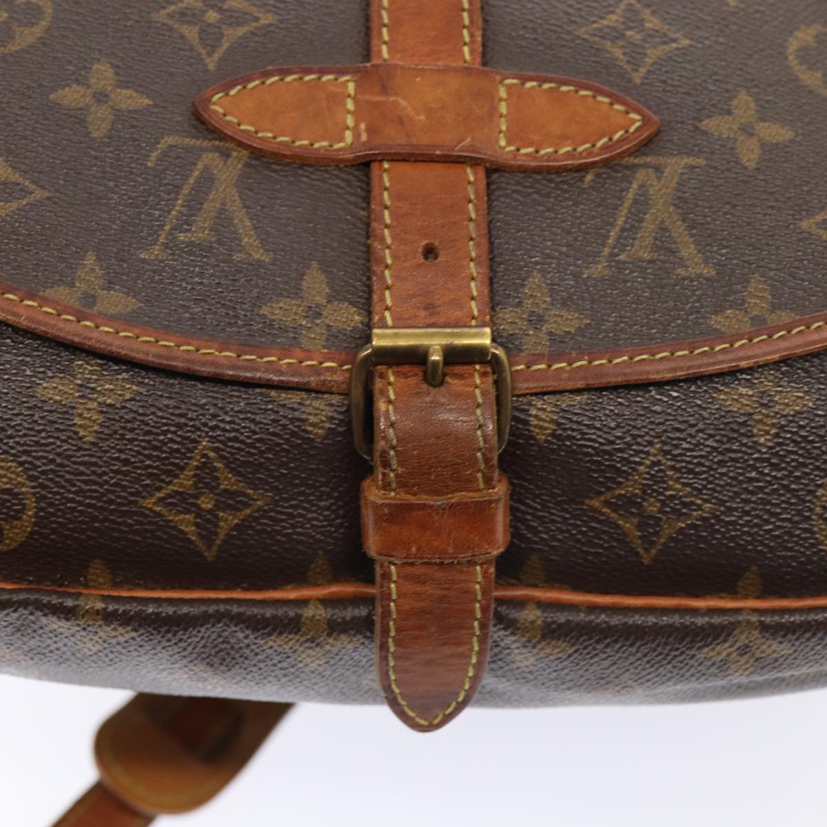 LOUIS VUITTON Monogram Saumur 30 Shoulder Bag M42256 LV Auth bs16516