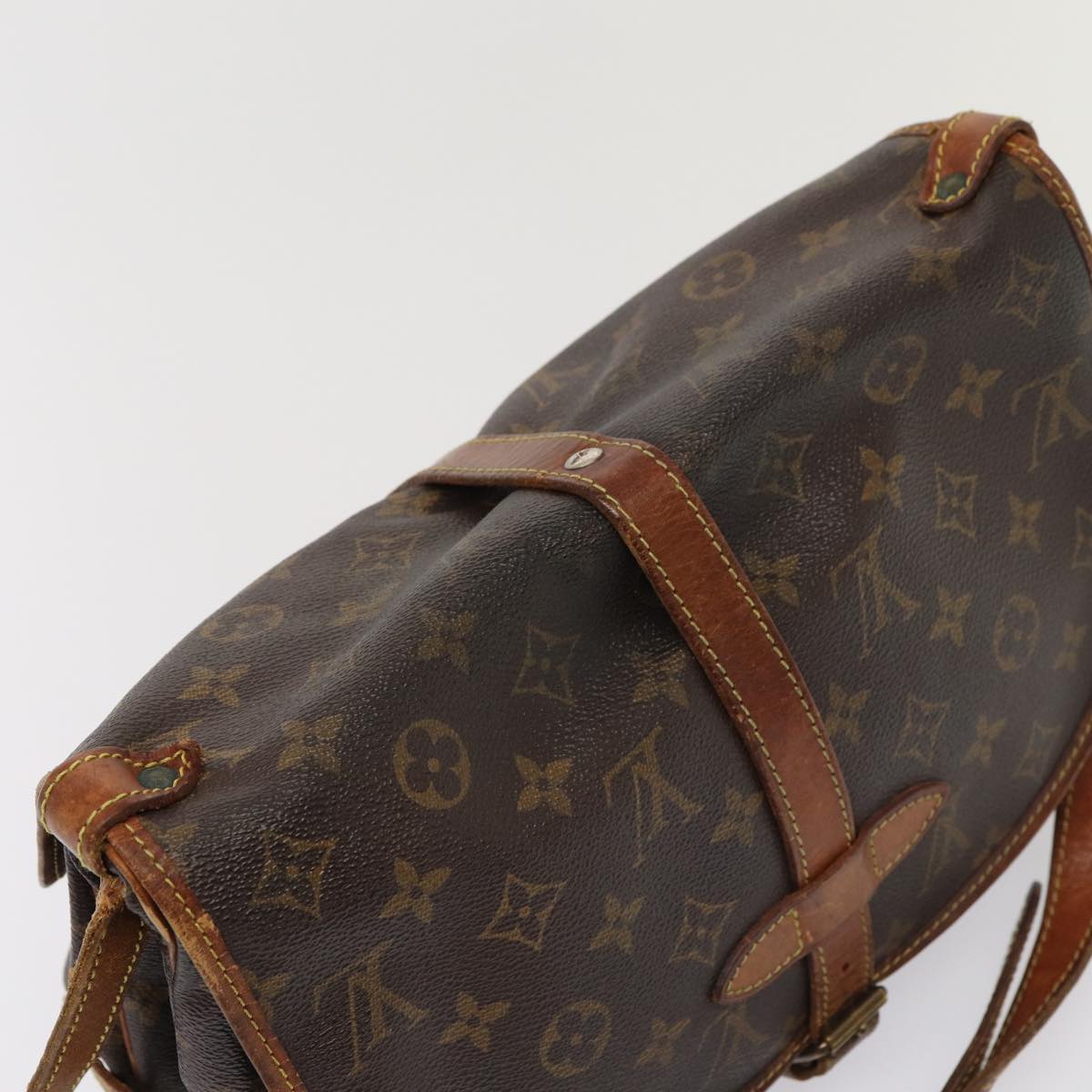 LOUIS VUITTON Monogram Saumur 30 Shoulder Bag M42256 LV Auth bs16516