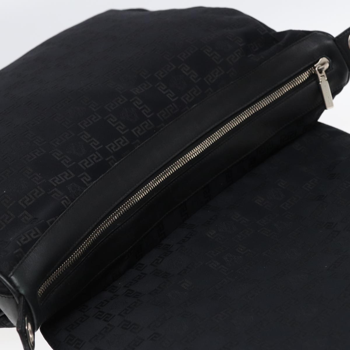 Gianni Versace Shoulder Bag Canvas Black Auth bs16526