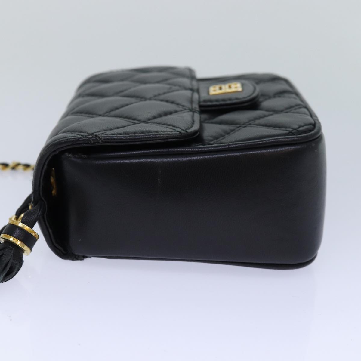 GIVENCHY Chain Shoulder Bag Leather Black Gold Auth bs16601