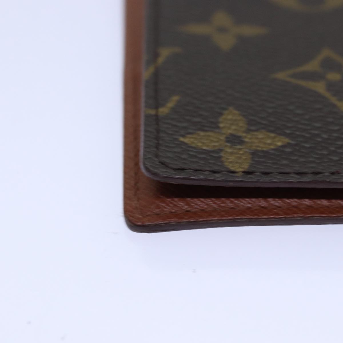 LOUIS VUITTON Monogram Couverture Passport Case M64502 LV Auth bs16765