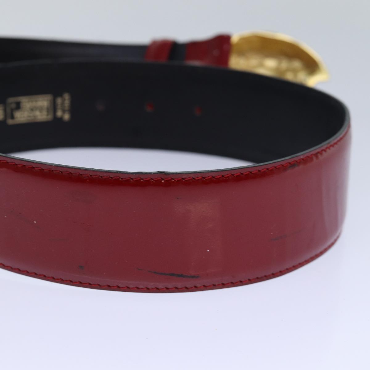 VERSACE Medusa Belt Patent leather 68cn-28.7"" Red Gold Auth bs16787