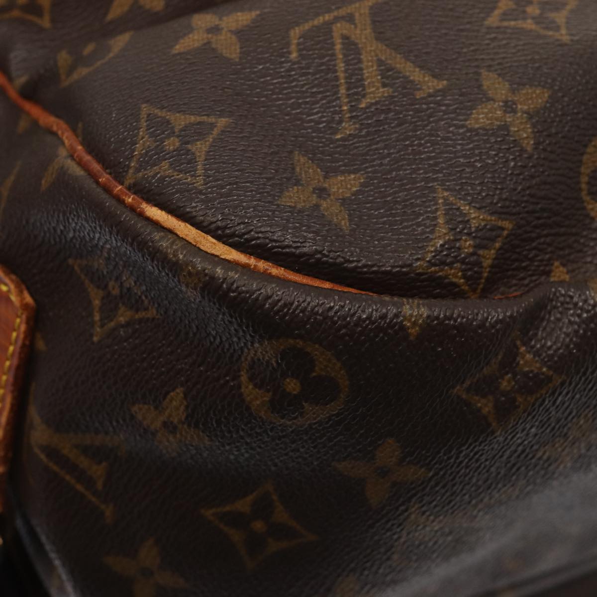 LOUIS VUITTON Monogram Saumur 35 Shoulder Bag M42254 LV Auth bs16798