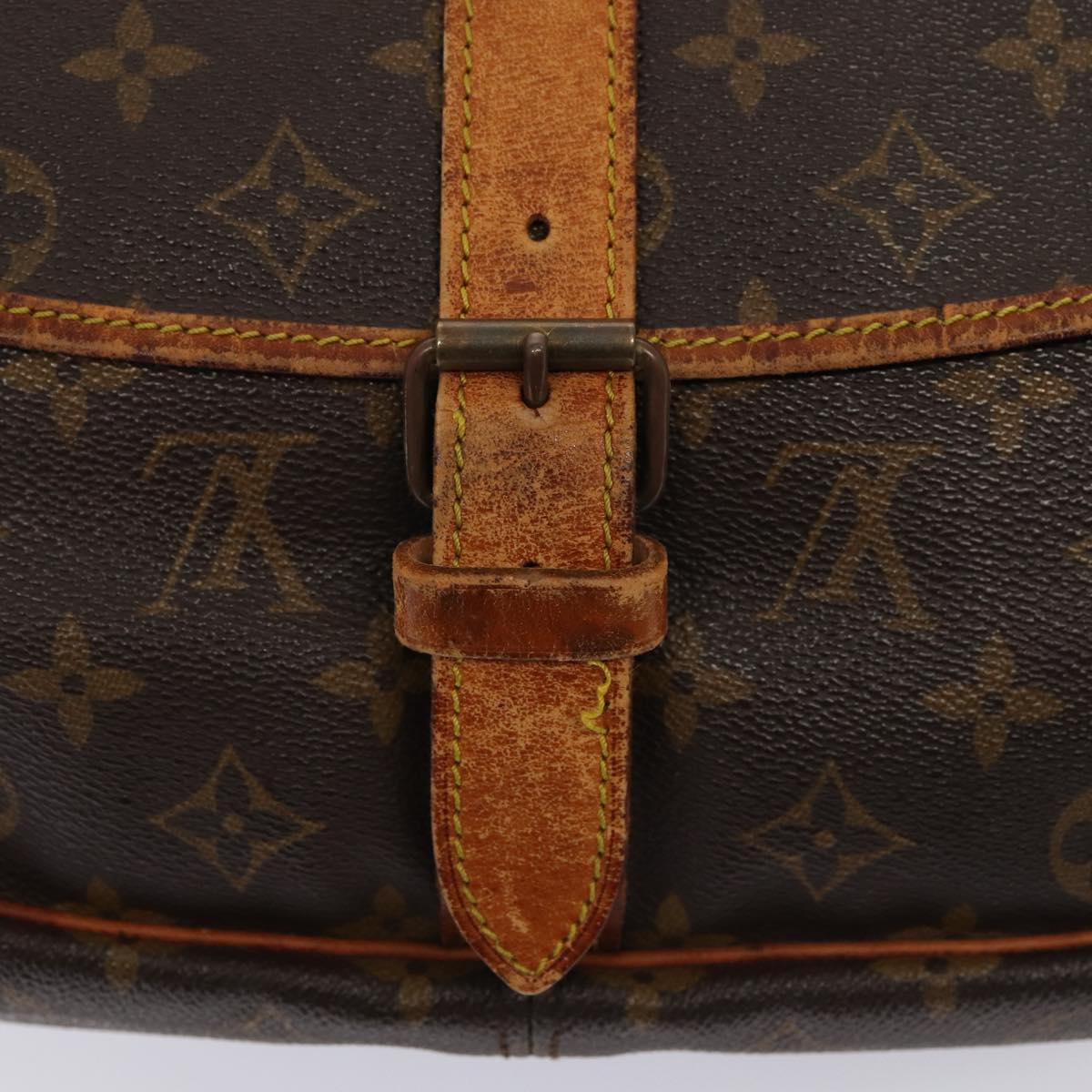 LOUIS VUITTON Monogram Saumur 35 Shoulder Bag M42254 LV Auth bs16798