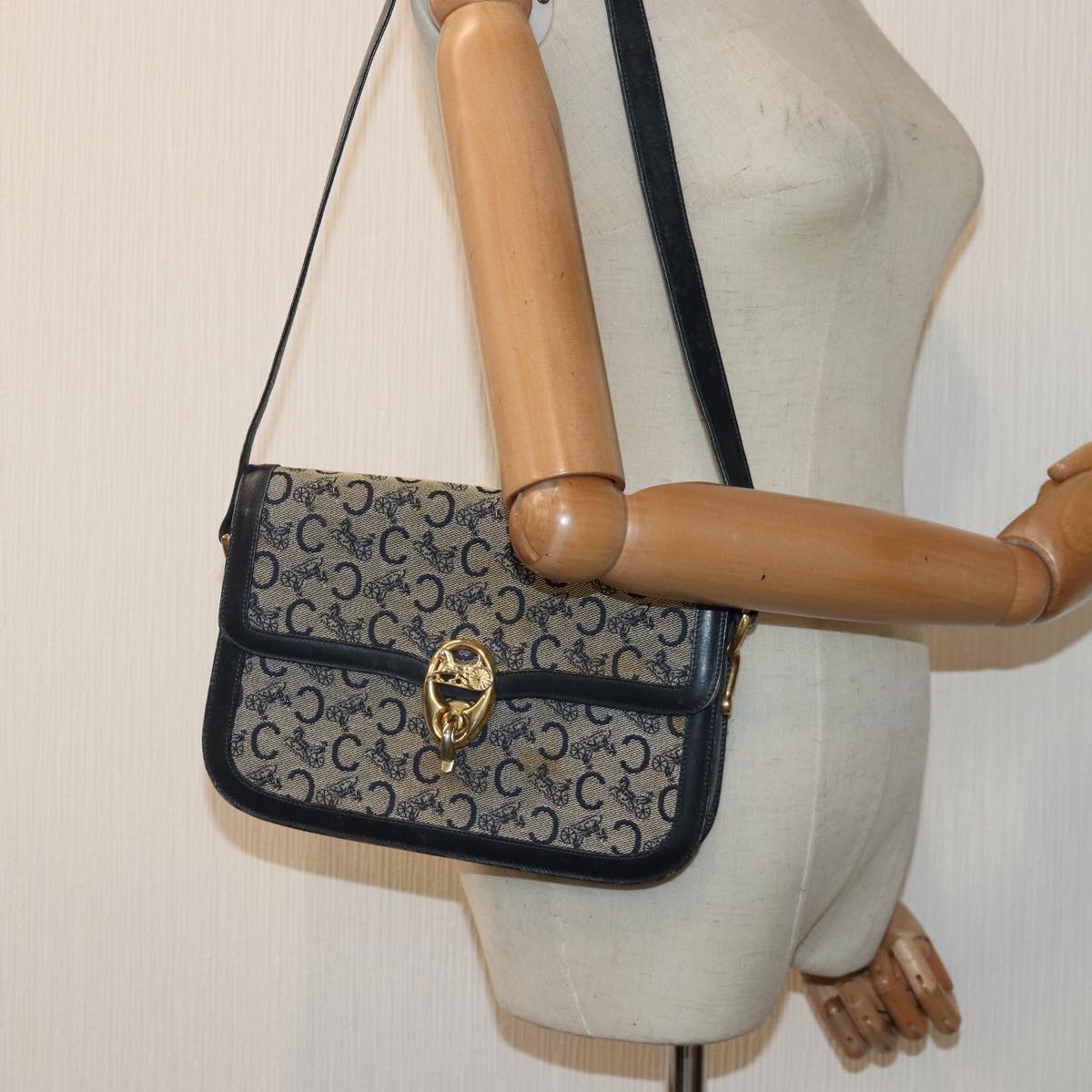 CELINE C saluki Shoulder Bag Navy Auth bs16835