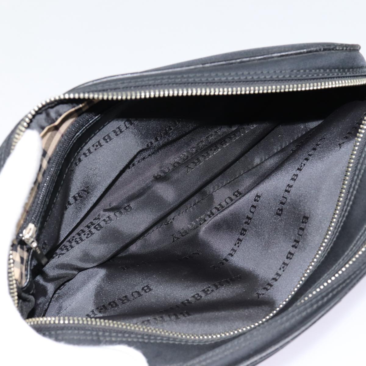 BURBERRY Second Bag Nylon Leather Black Silver Auth bs16972