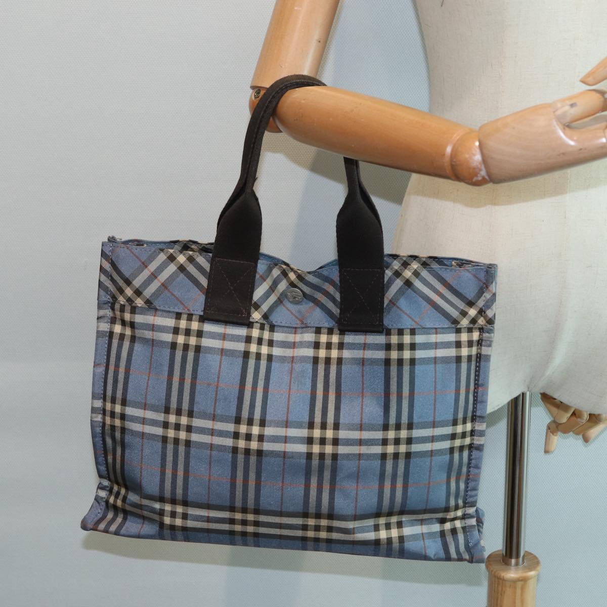 BURBERRY Nova Check Blue Label Hand Bag Nylon Blue Brown Silver Auth bs17028