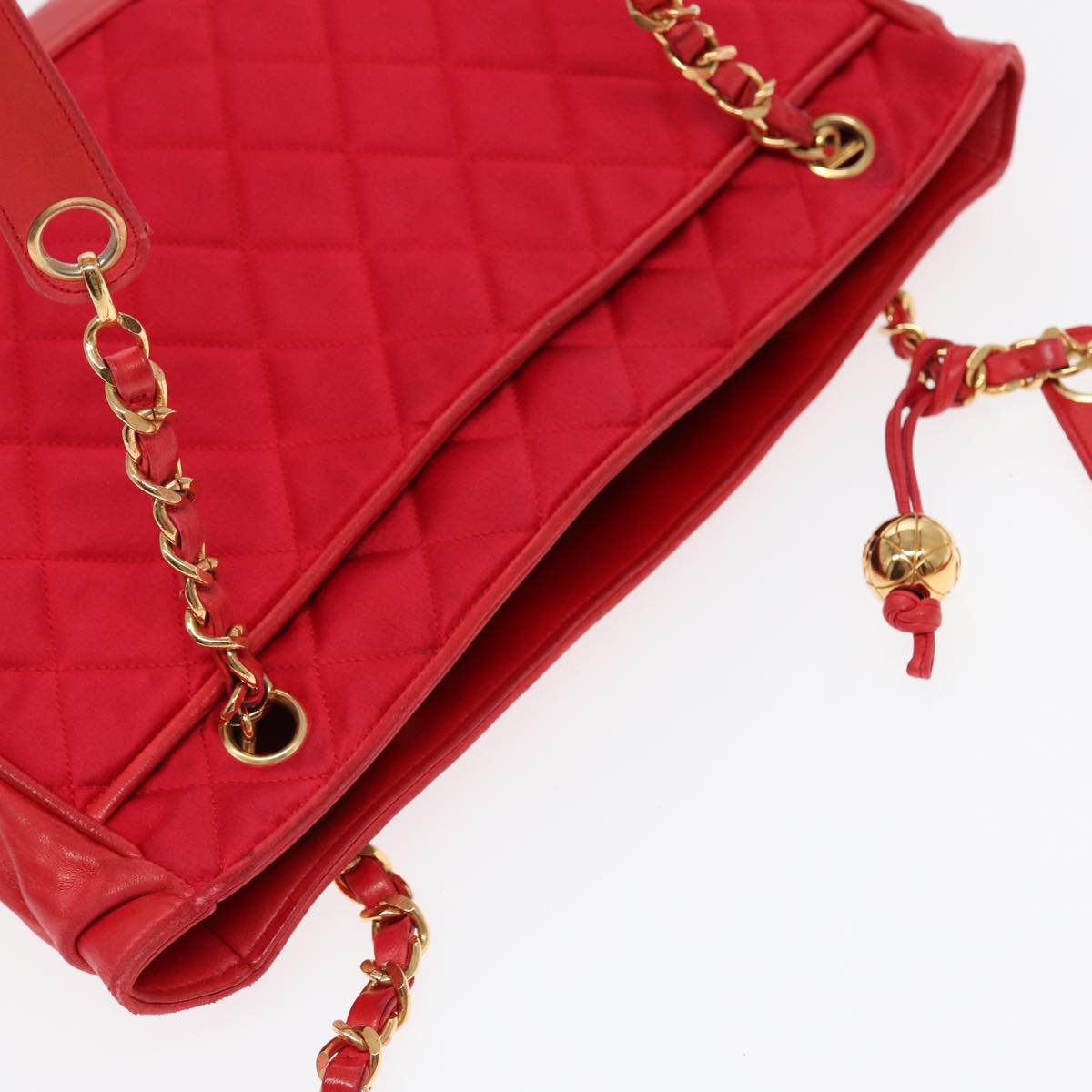 CHANEL Matelasse Chain Shoulder Bag Satin Red Gold CC Auth bs17153