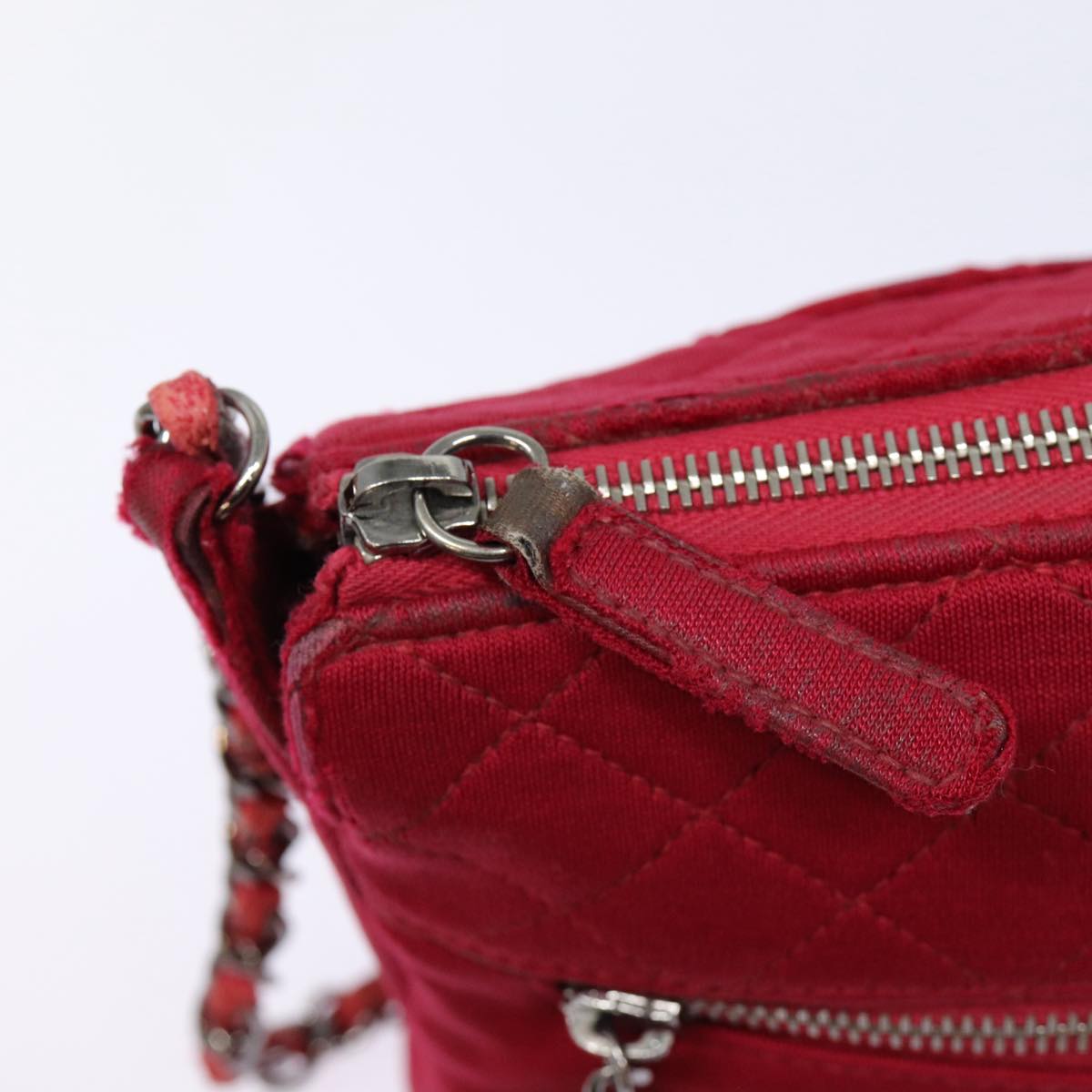 CHANEL Matelasse Chain Shoulder Bag Cotton Red Silver CC Auth bs17224