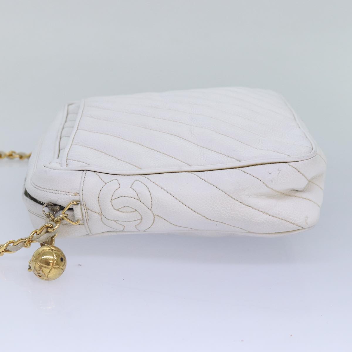 CHANEL Mademoiselle Chain Shoulder Bag Caviar Skin White Gold CC Auth bs17332