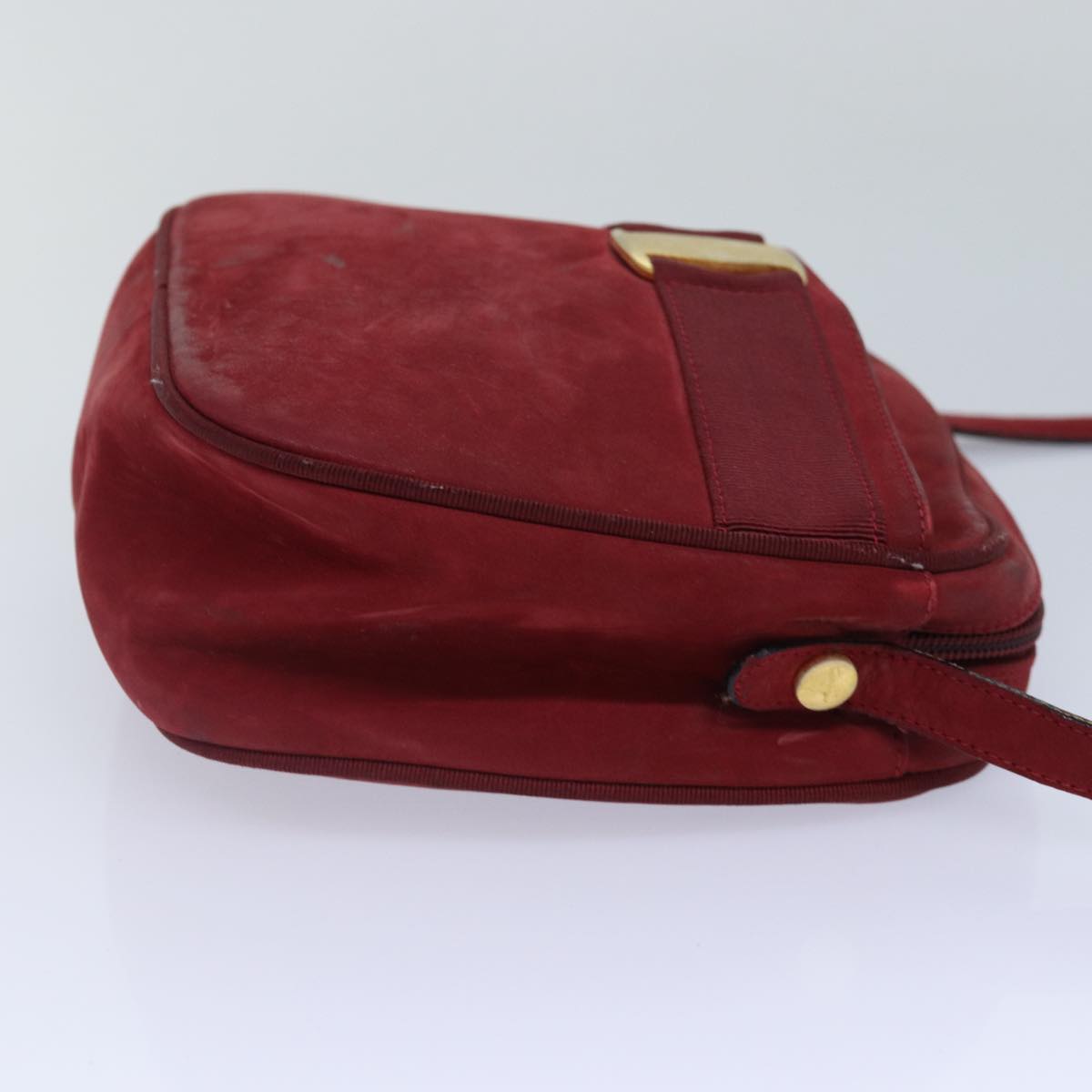 Salvatore Ferragamo Shoulder Bag Suede Red Gold Auth bs17335