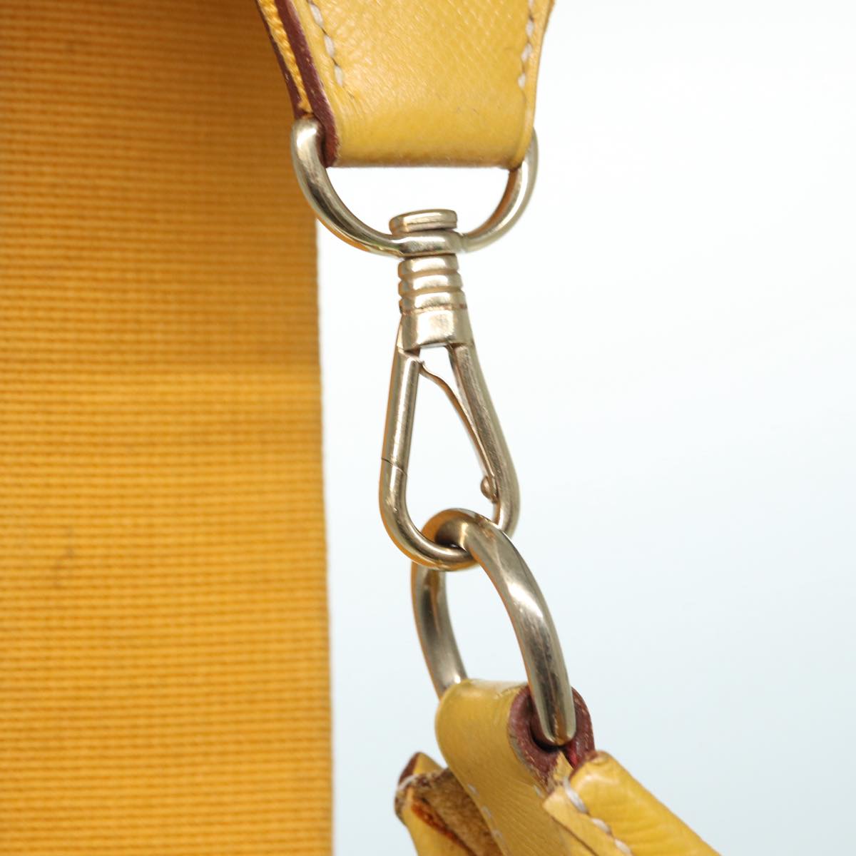 HERMES Evelyn PM Shoulder Bag Leather Yellow Gold Auth bs17364