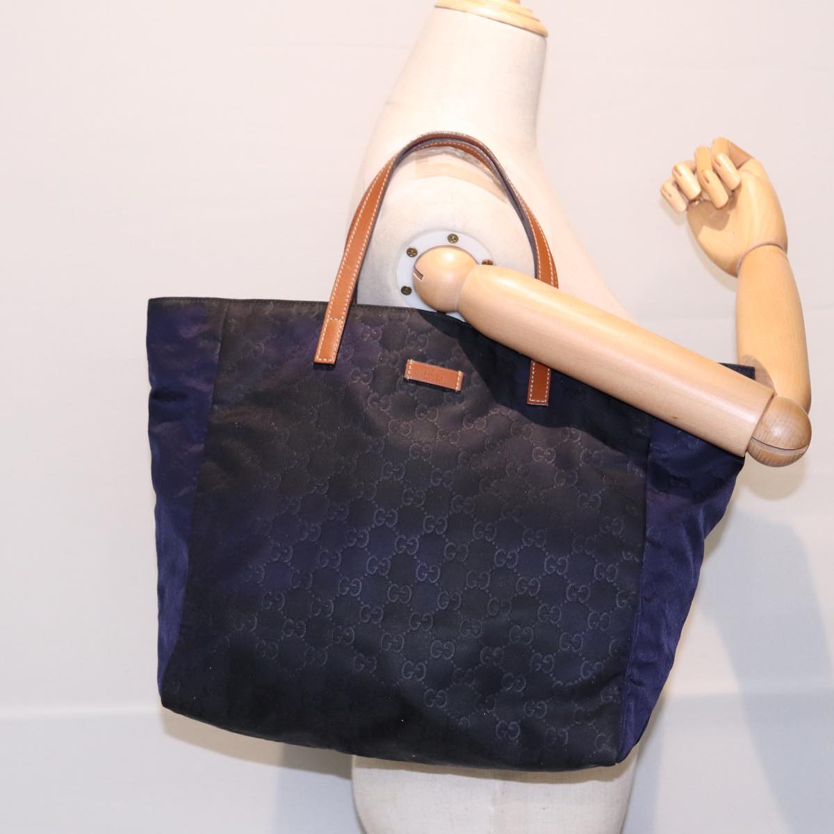 GUCCI GG Canvas Tote Bag Nylon Gold Navy 282439 Auth bs17376