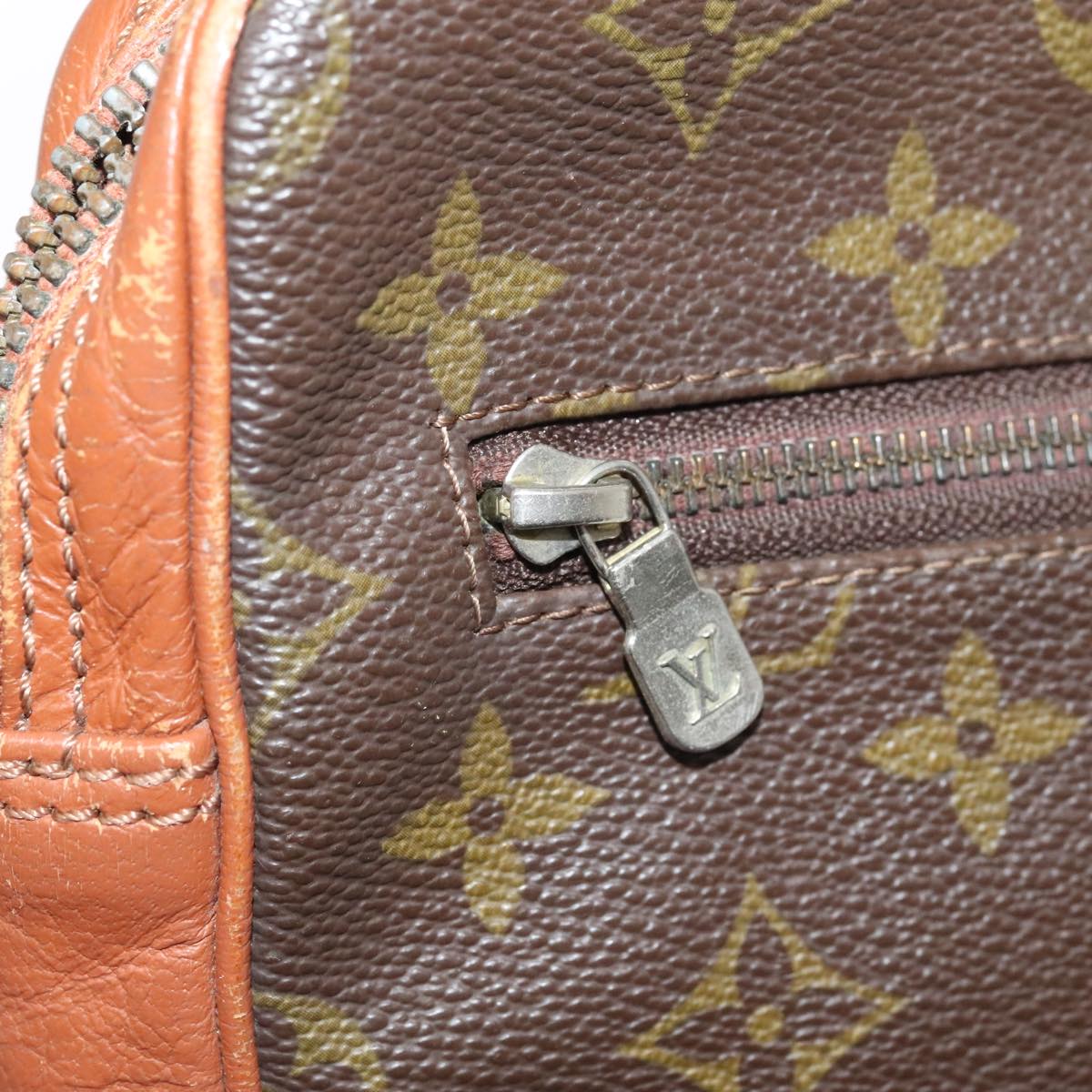 LOUIS VUITTON Monogram Pochette Sports Clutch Bag No.183 LV Auth bs17545