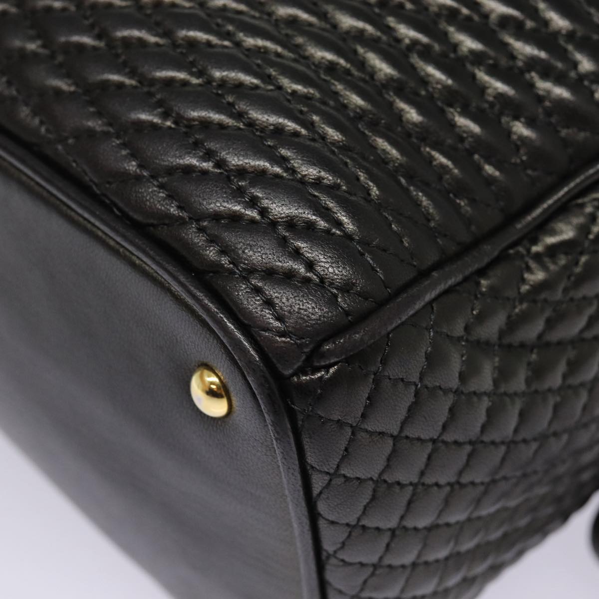 BALLY Quilted Hand Bag Leather Black Gold Auth bs17640