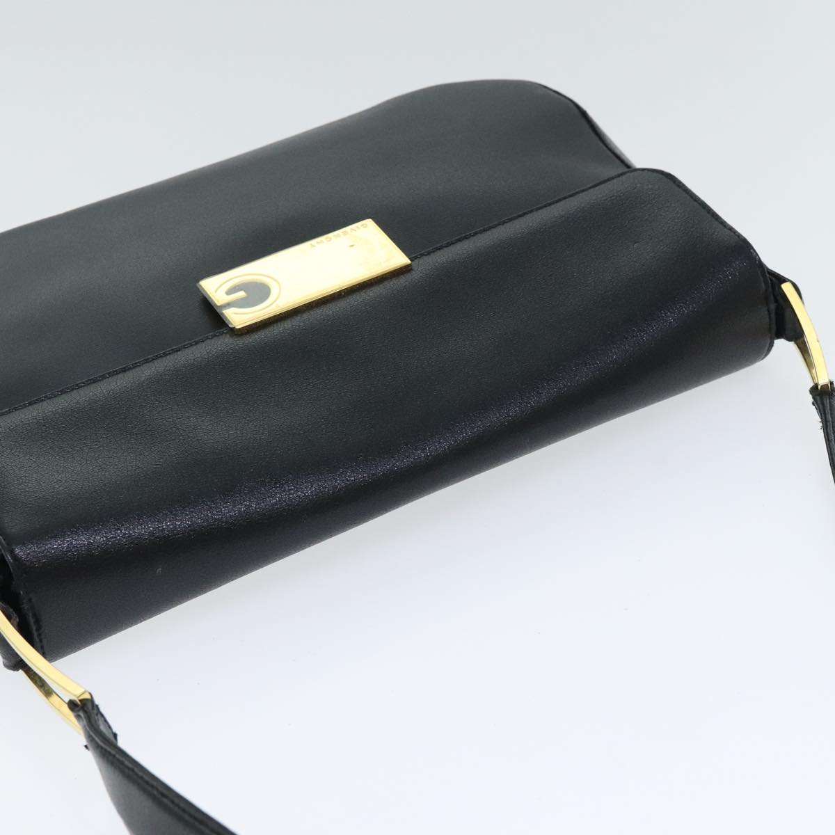 GIVENCHY Shoulder Bag Leather Black Auth bs17645