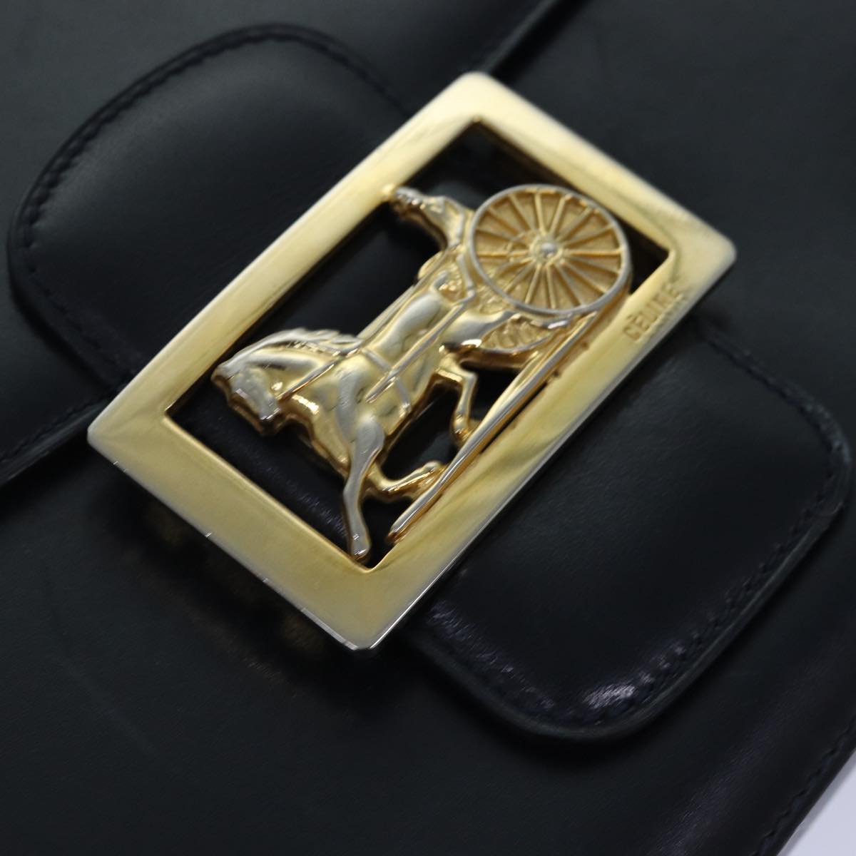 CELINE Horse Carriage Shoulder Bag Leather Navy Gold Auth bs17652