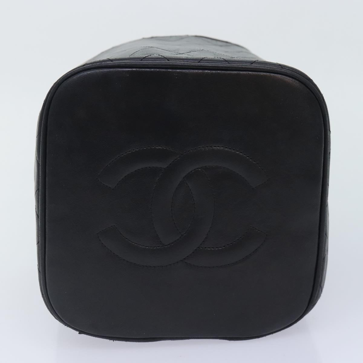 CHANEL Vanity Cosmetic Pouch Lamb Skin Black Gold CC Auth bs17658