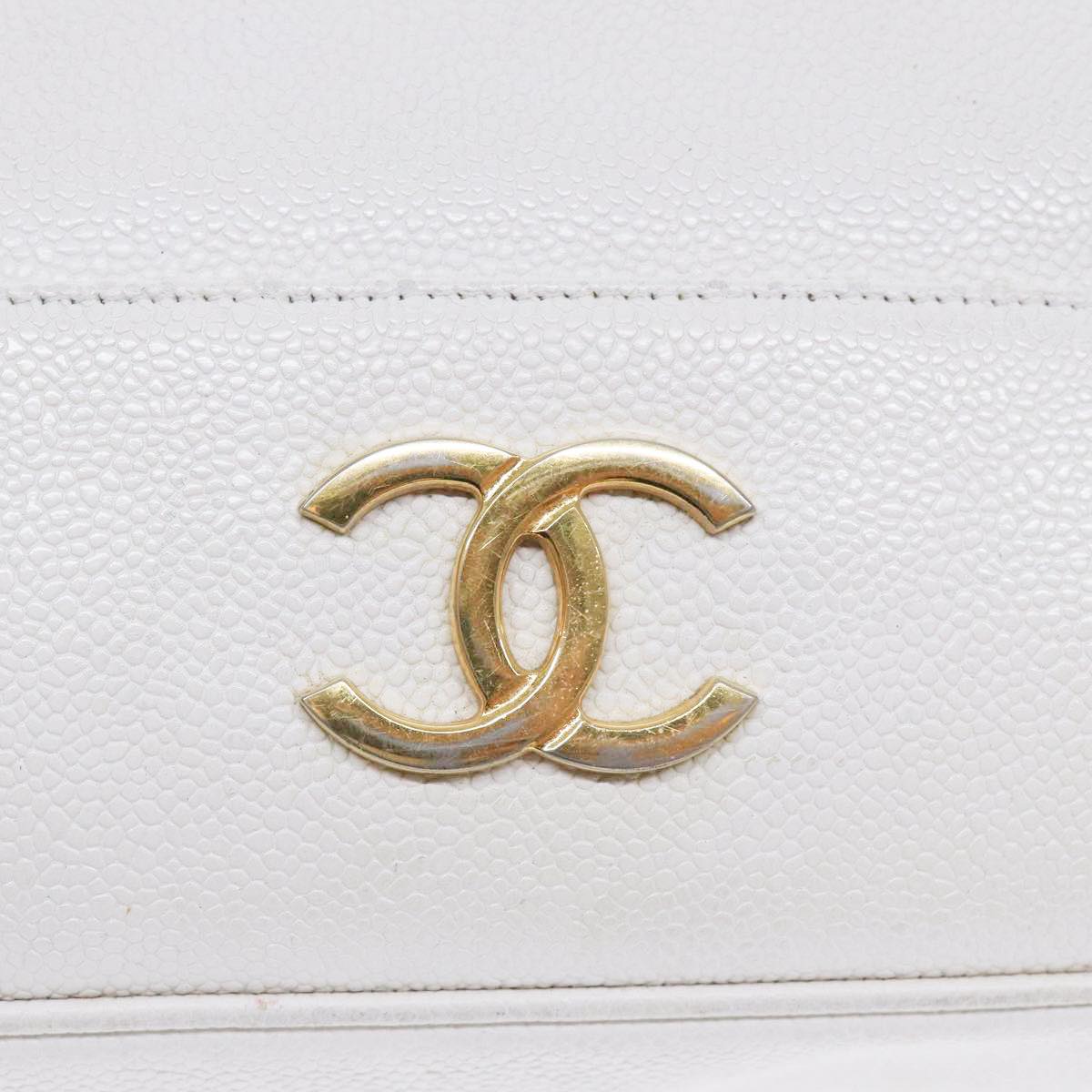 CHANEL Chain Shoulder Bag Caviar Skin White Gold CC Auth bs17674