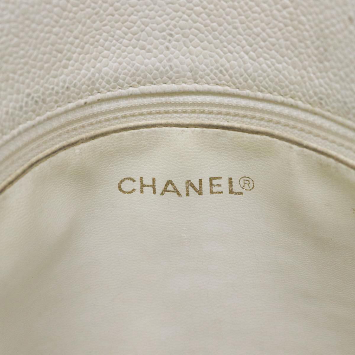 CHANEL Chain Shoulder Bag Caviar Skin White Gold CC Auth bs17674