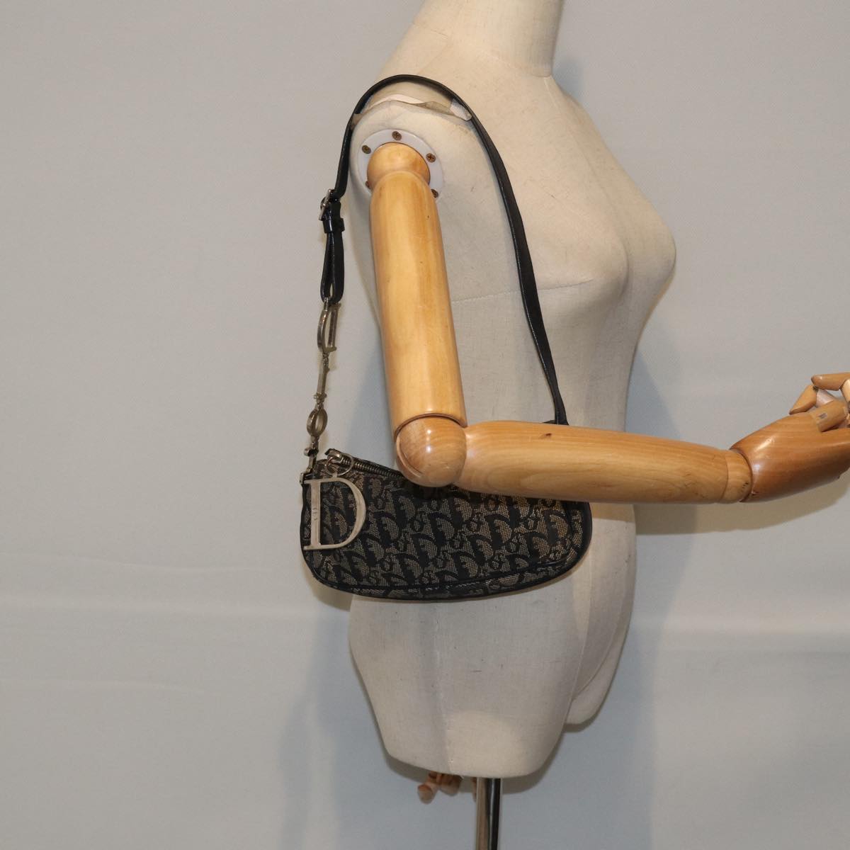 Christian Dior Trotter Canvas Shoulder Bag Canvas Navy Auth bs17803