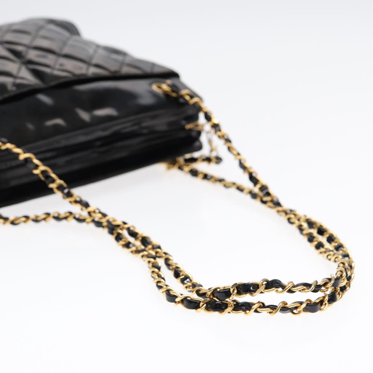 CHANEL Matelasse Chain Shoulder Bag Patent leather Black Gold CC Auth bs17830