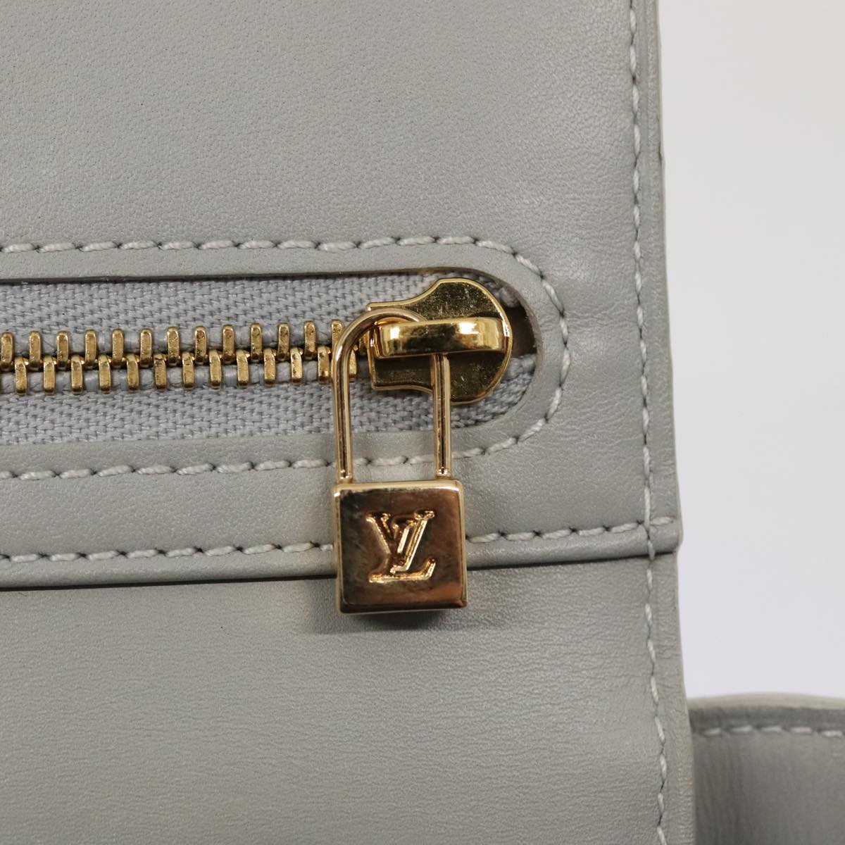 LOUIS VUITTON Monogram Vernis Walker Gris M91031 LV Auth bs17864