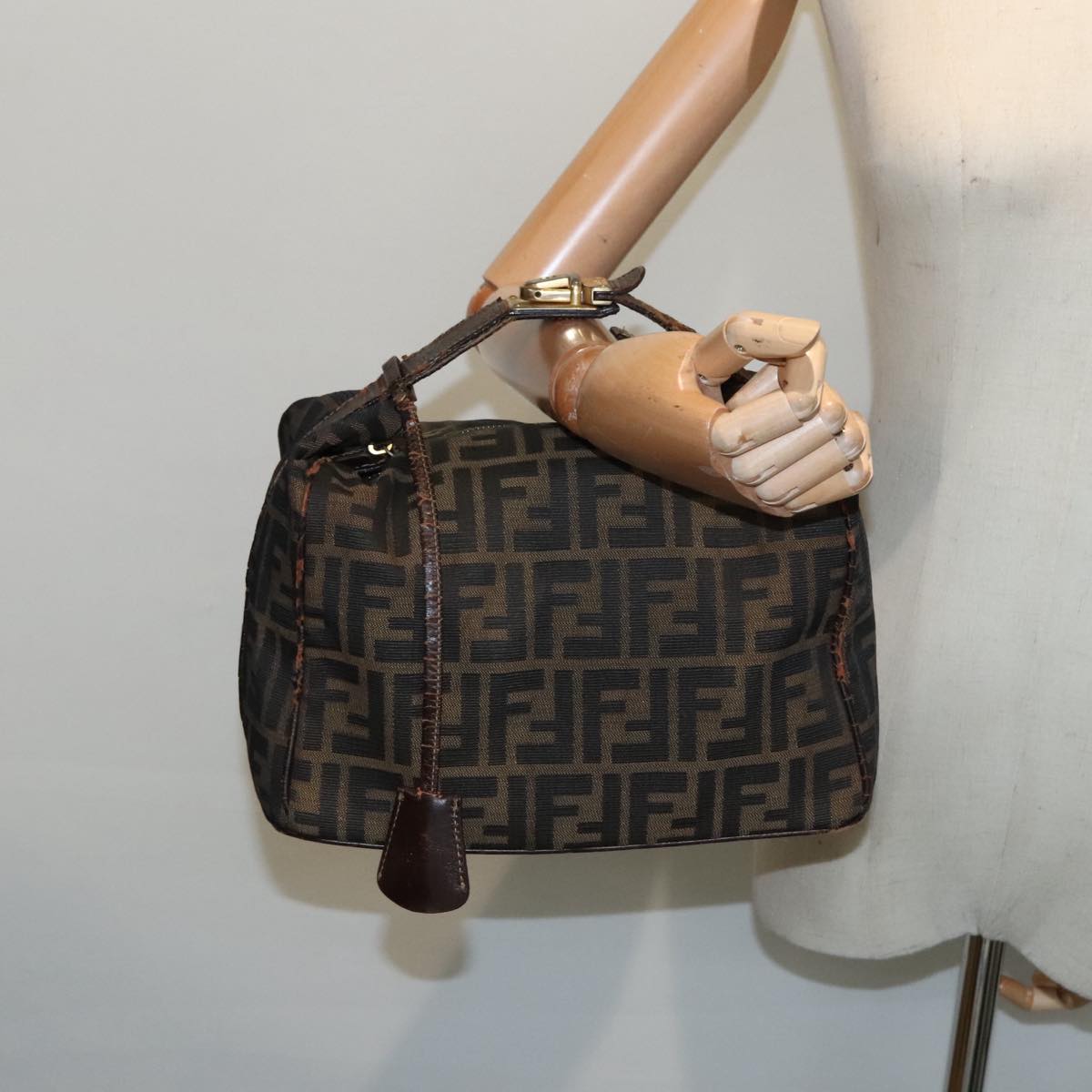 FENDI Zucca Canvas Hand Bag Brown Auth bs18022