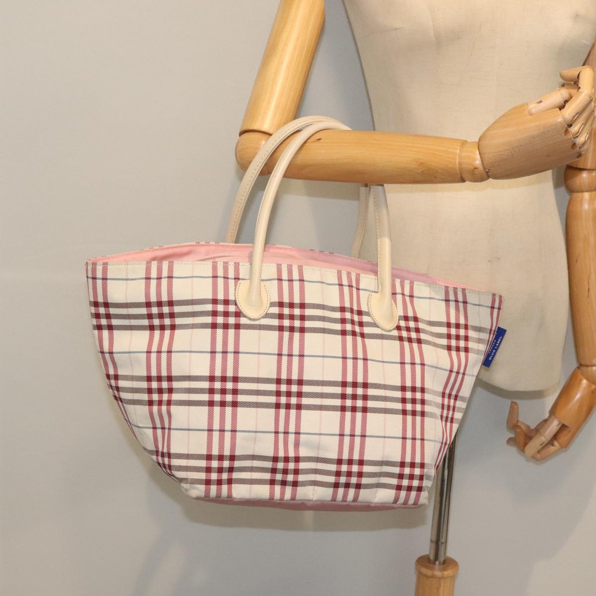 BURBERRY Nova Check Blue Label Hand Bag Canvas White Red Auth bs18266