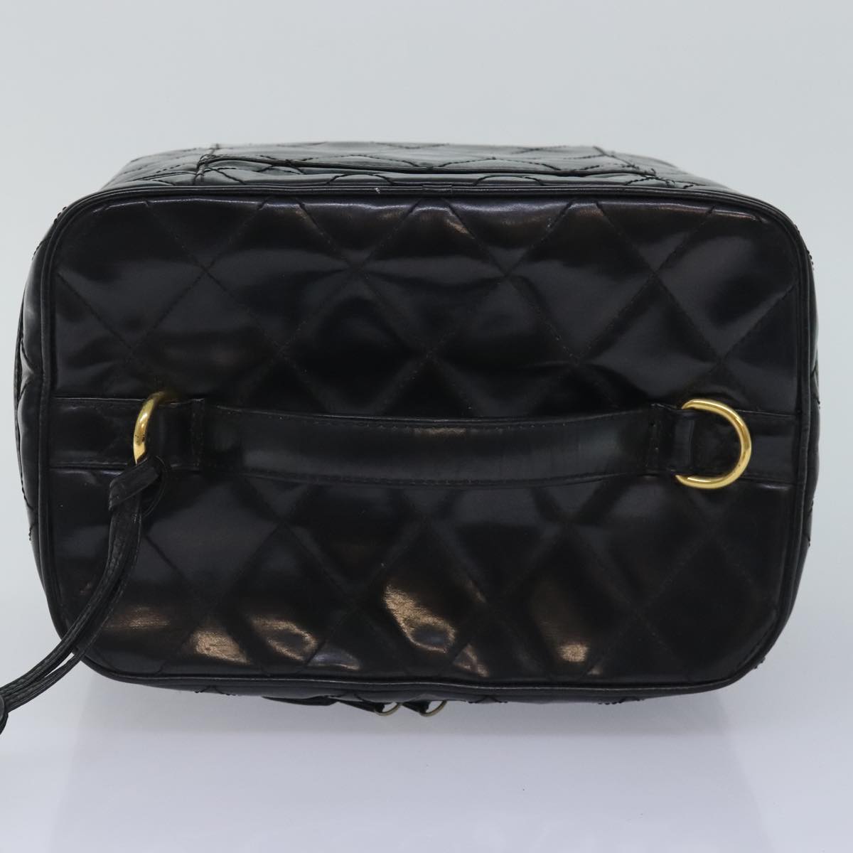 CHANEL Matelasse Vanity Cosmetic Pouch Patent leather Black Gold CC Auth bs18324