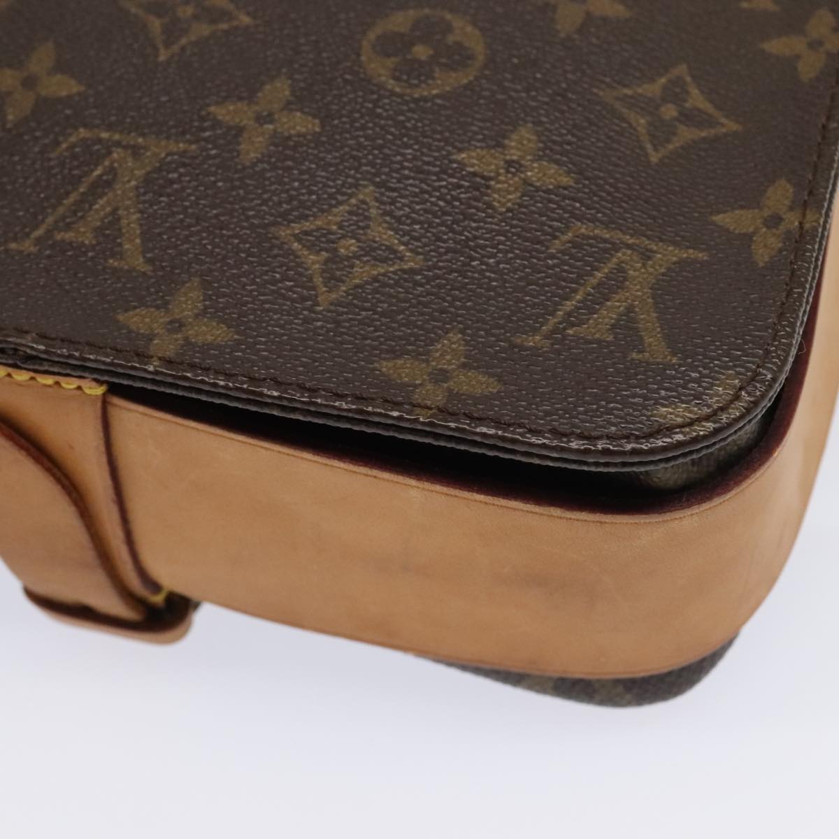 LOUIS VUITTON Monogram Cartouchiere MM Shoulder Bag M51253 LV Auth bs18343