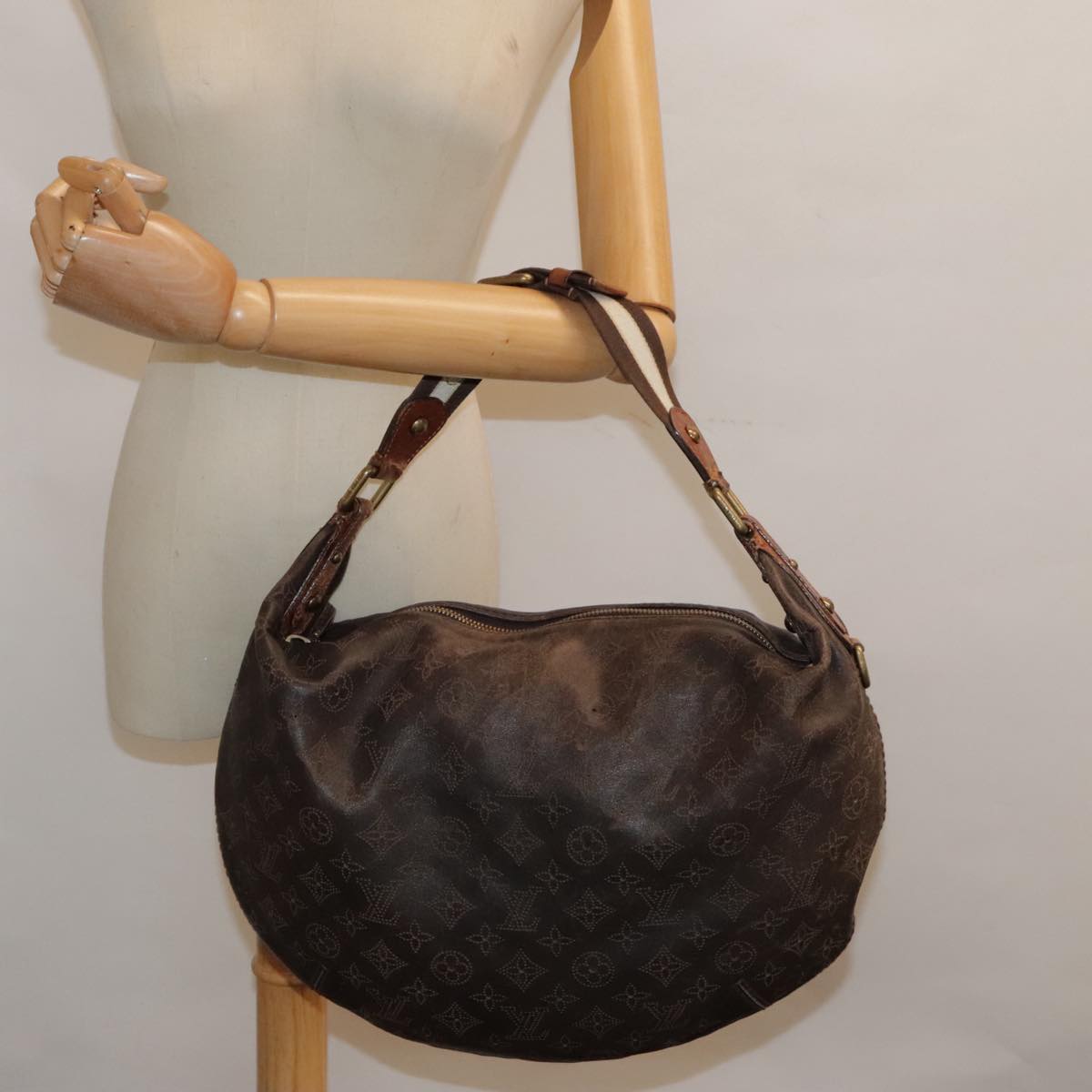 LOUIS VUITTON Mahina Onata GM Shoulder Bag Leather Brown M40000 LV Auth bs18397