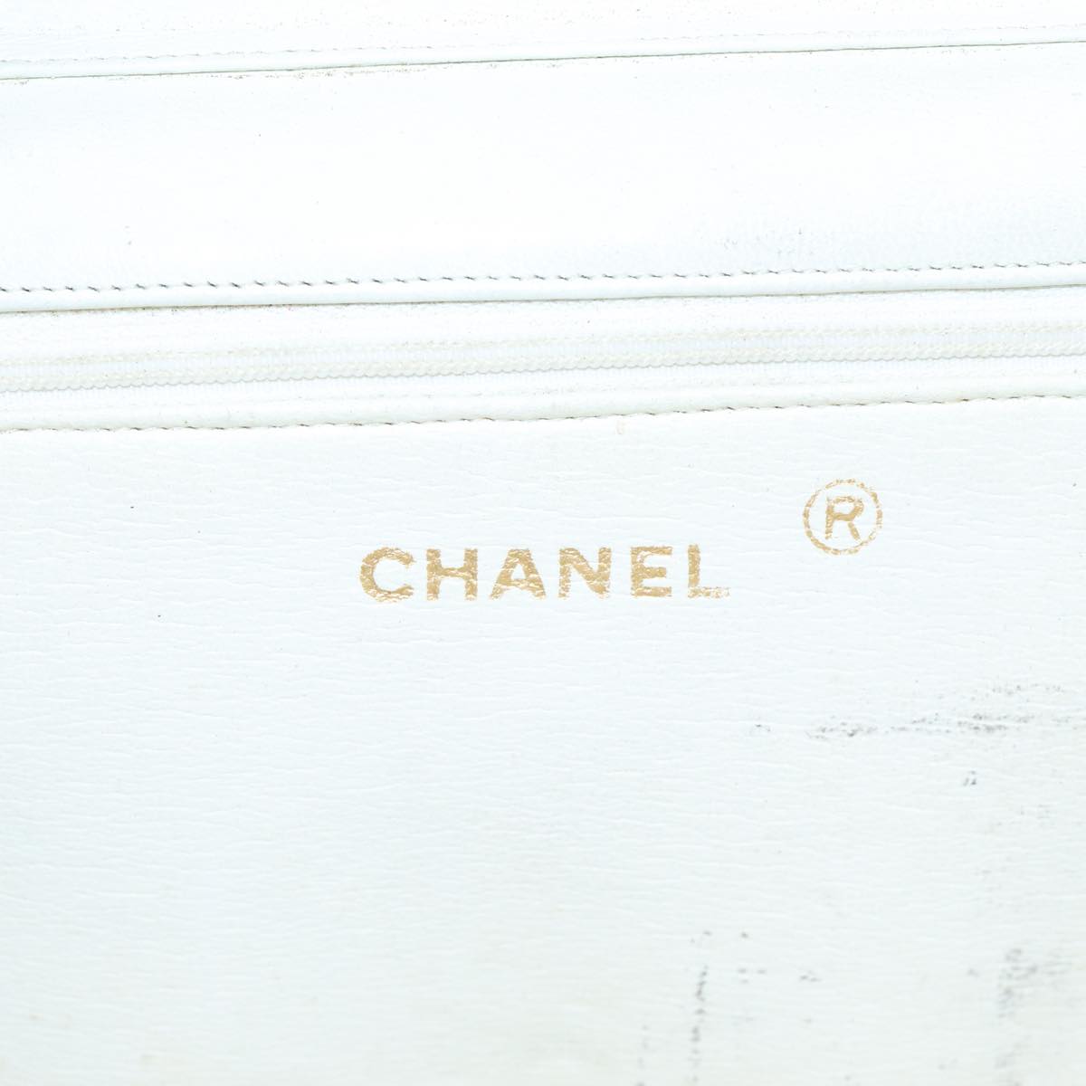 CHANEL Matelasse Chain Shoulder Bag Lamb Skin White Gold CC Auth bs18414