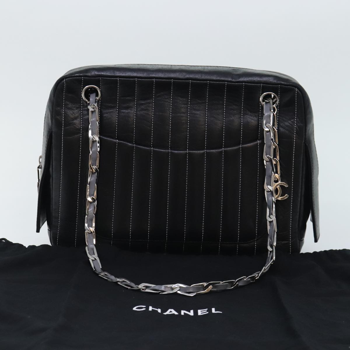 CHANEL Chain Shoulder Bag Leather Silver Black CC Auth bs18415