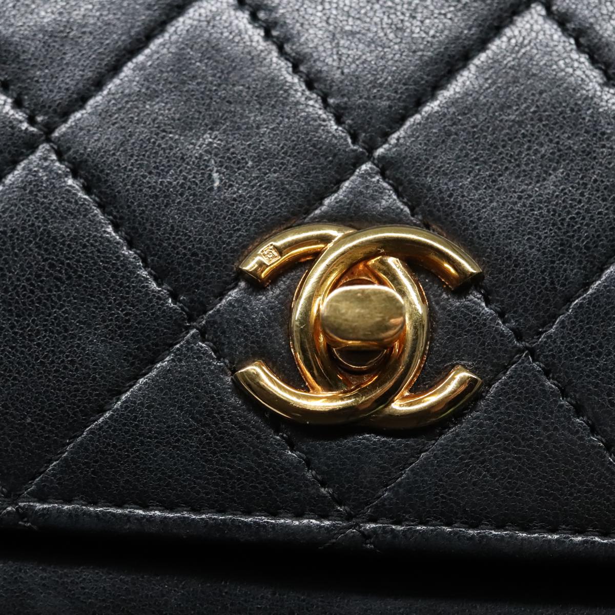 CHANEL Matelasse Chain Shoulder Bag Lamb Skin Gold Black CC Auth bs18449