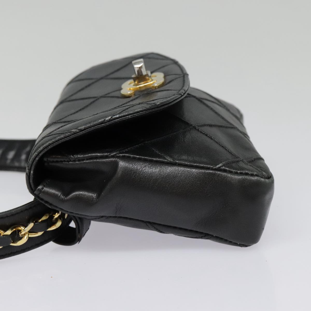 CHANEL Bicolore Chain Waist bag Leather Black Gold CC Auth bs18454