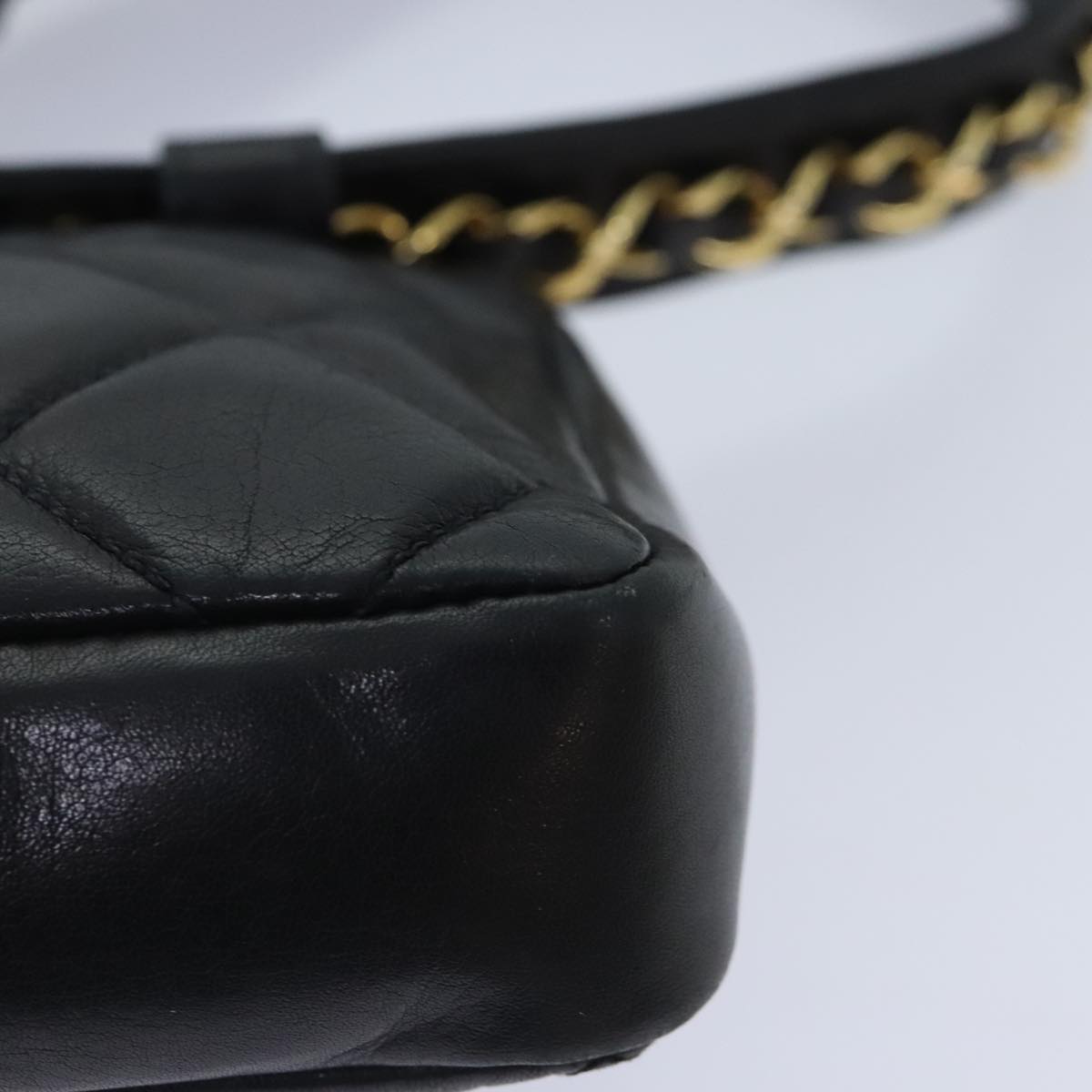 CHANEL Matelasse Waist bag Lamb Skin Black Gold CC Auth bs18455