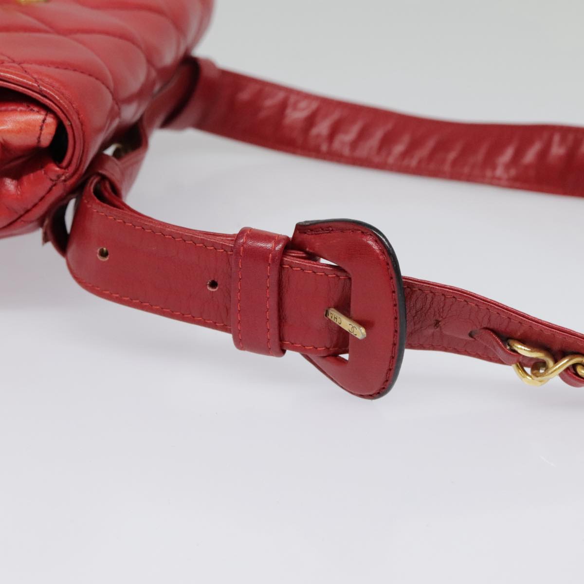 CHANEL Matelasse Chain Waist bag Lamb Skin Red Gold CC Auth bs18456