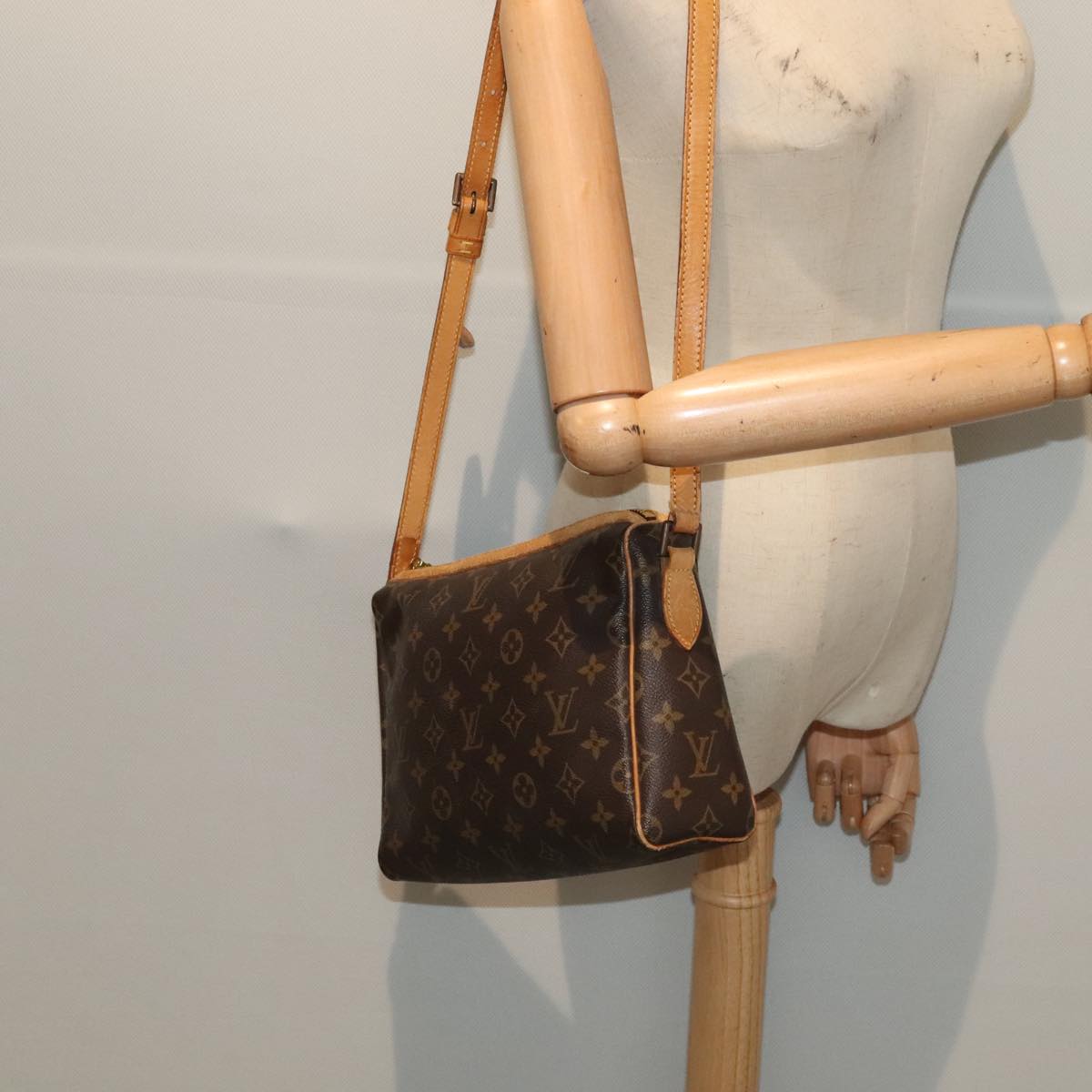 LOUIS VUITTON Monogram Tulle Lee Shoulder Bag M51348 LV Auth bs18530