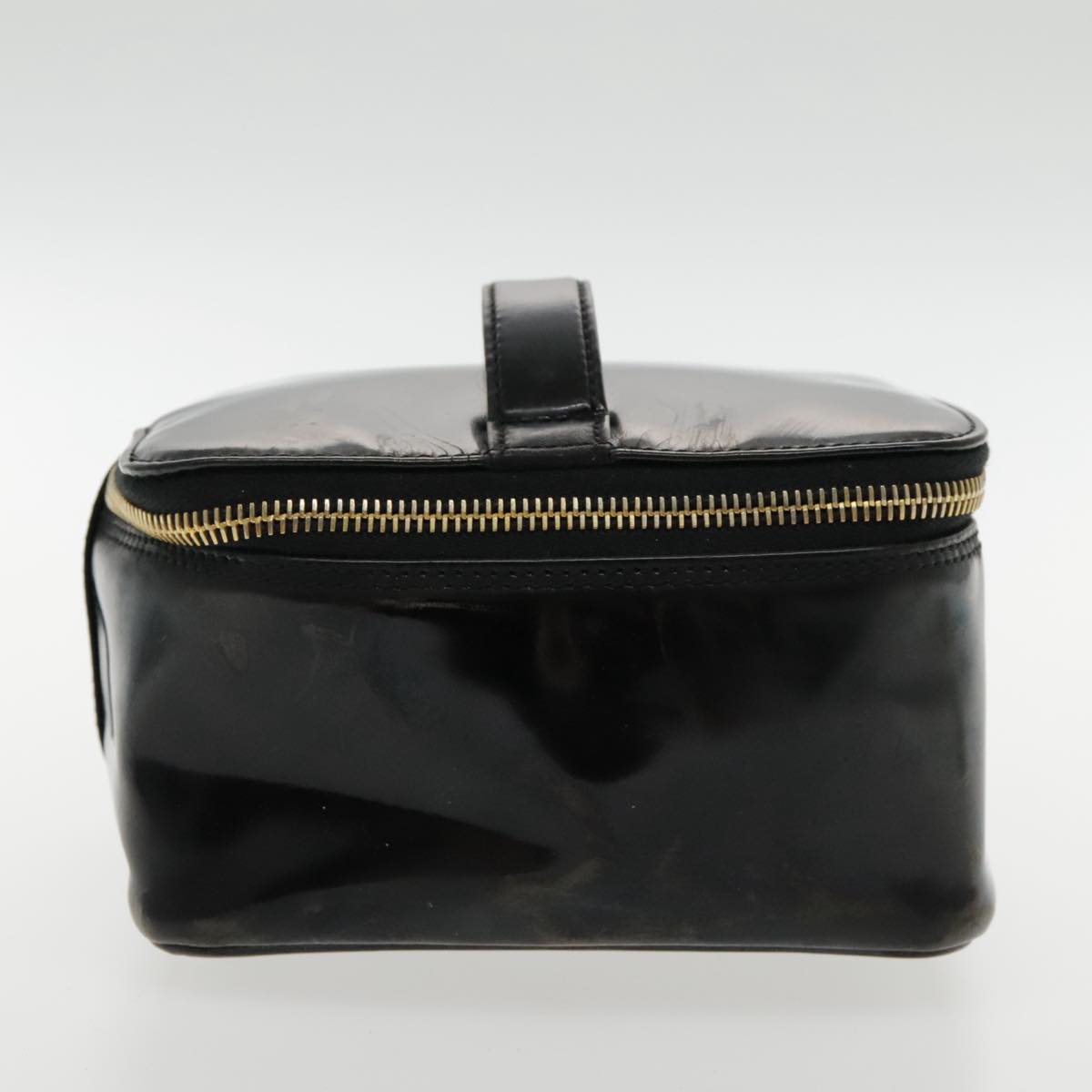 CHANEL Vanity Cosmetic Pouch Patent leather Black Gold CC Auth bs18658