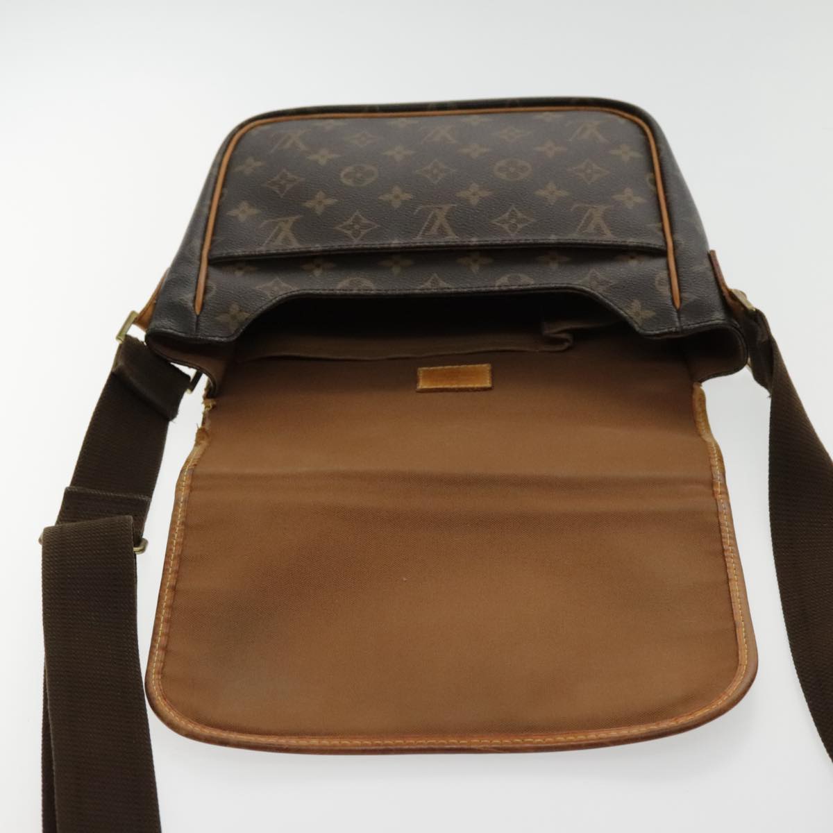 LOUIS VUITTON Monogram Messenger Bosphore PM Shoulder Bag M40106 LV Auth bs18679