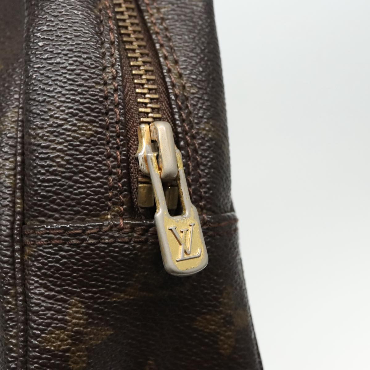 LOUIS VUITTON Monogram Trousse Toilette 23 Clutch Bag M47524 LV Auth bs18687