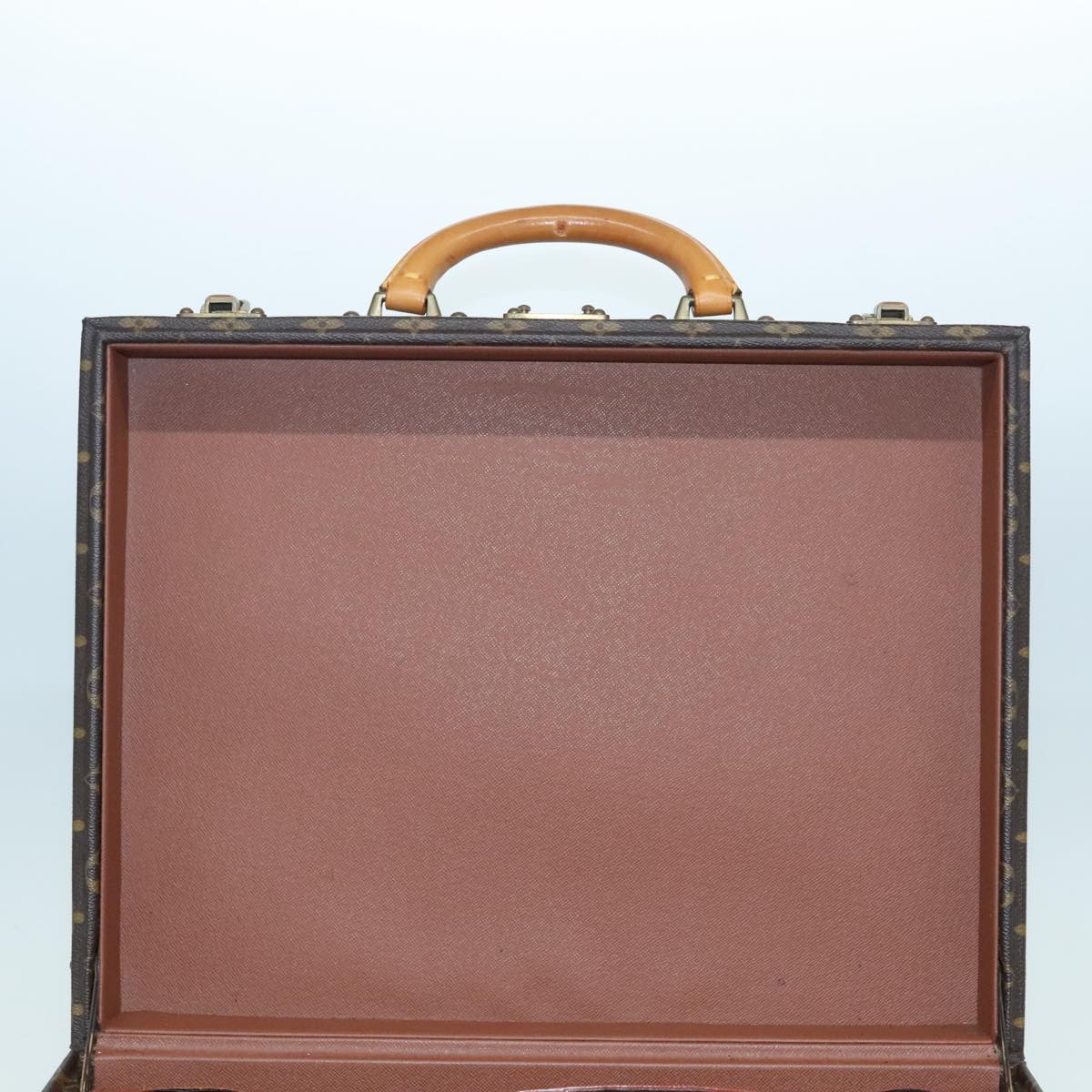 LOUIS VUITTON Monogram President Briefcase LV Auth bs18777