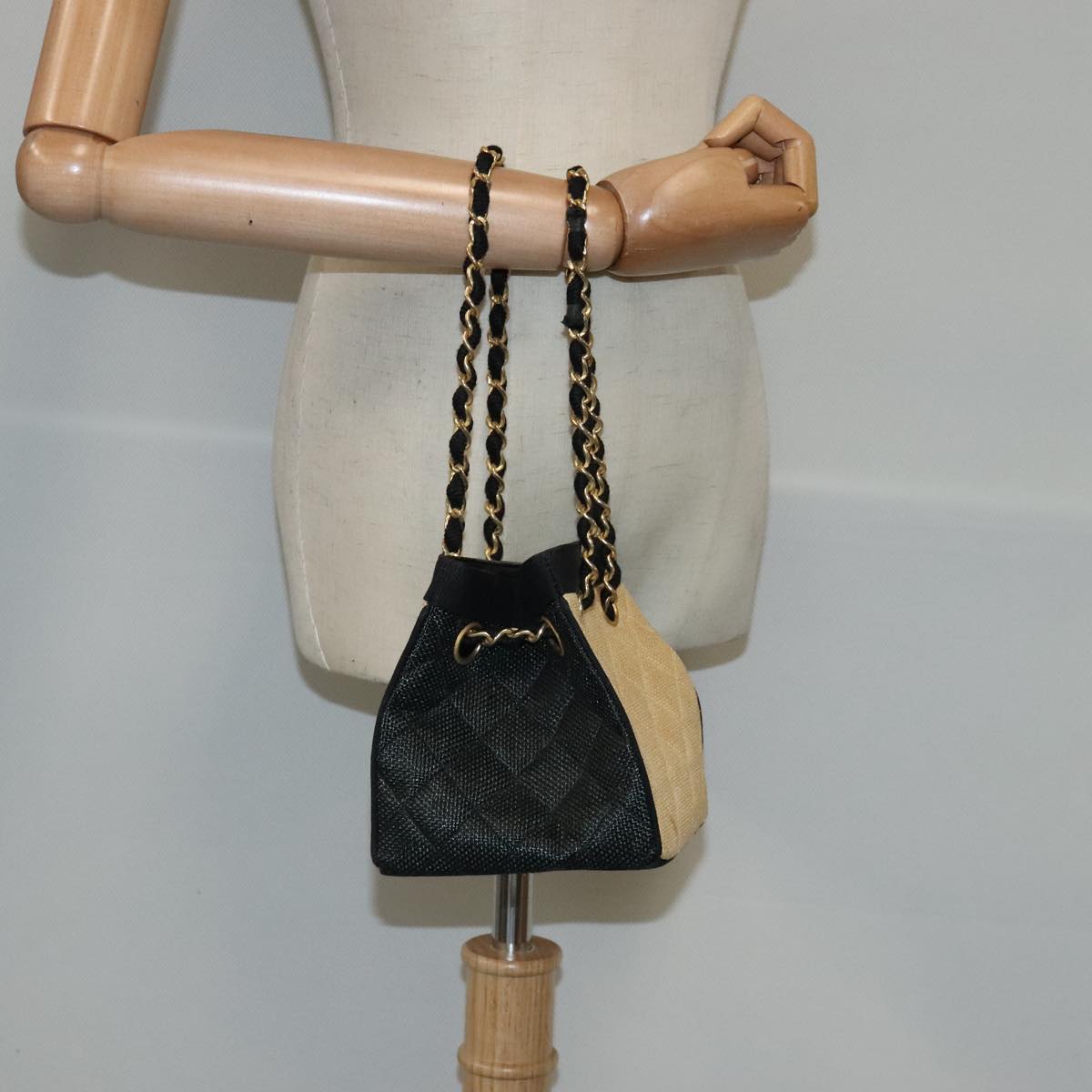 CHANEL Hand Bag straw Beige Black CC Auth bs18882