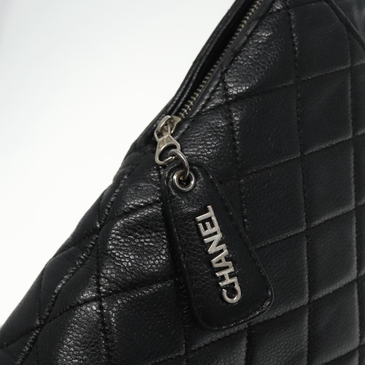 CHANEL Matelasse Tote Bag Caviar Skin Black CC Auth bs18884